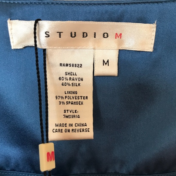 💥NWT💥Max Studio Silk Tulip Skirt - Picture 7 of 8